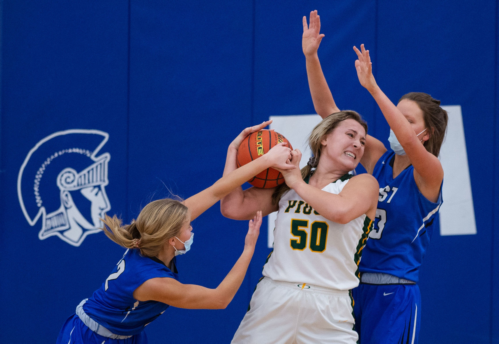 Lincoln Pius X Alexis Markowski vs. Lincoln East